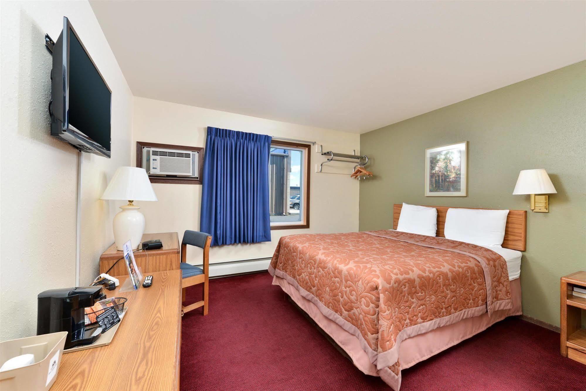 Love Hotels Staples By Oyo At Hwy 10 Mn Motley Bagian luar foto